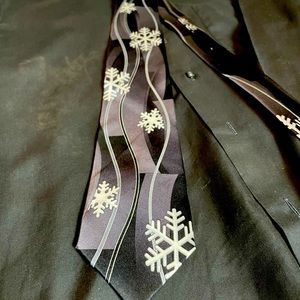 Seasonal tie